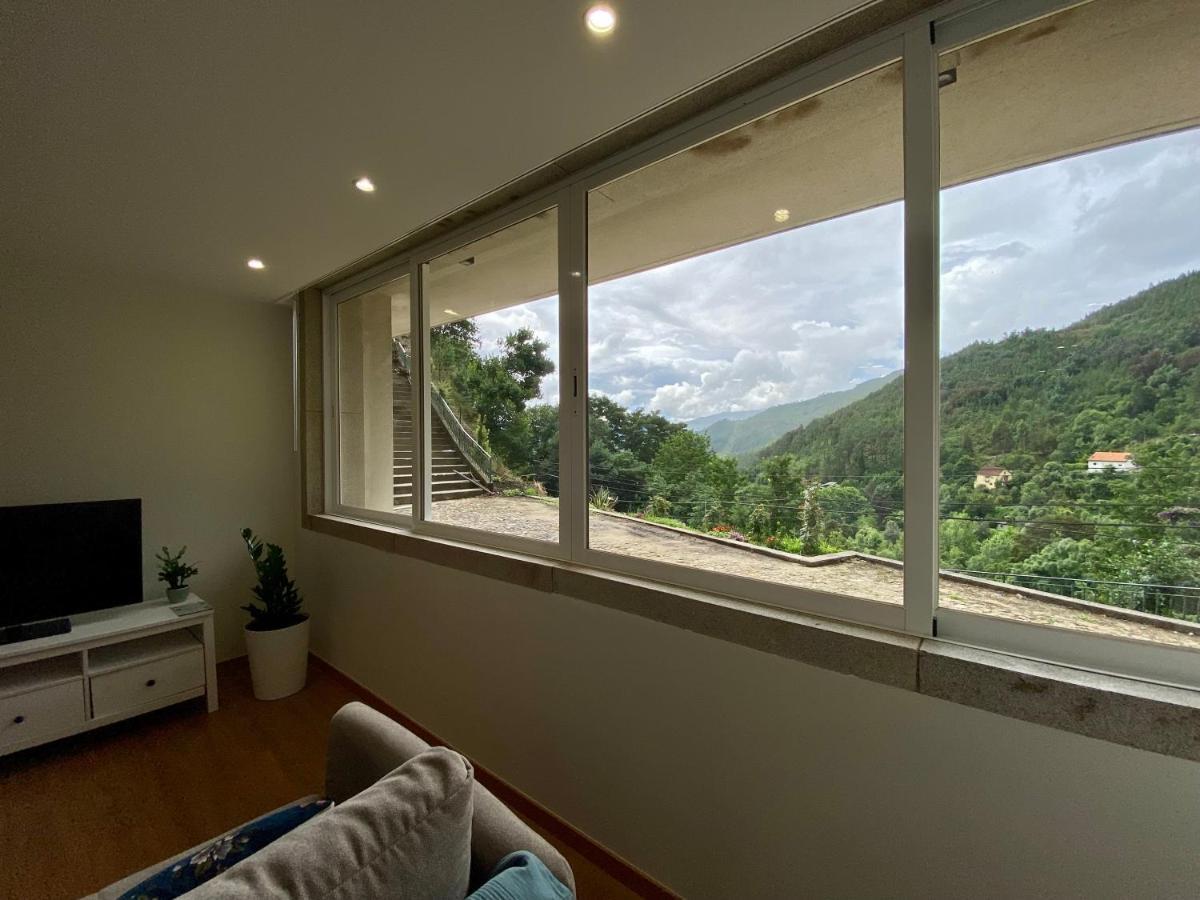 Geres Distinto Apartment Ngoại thất bức ảnh