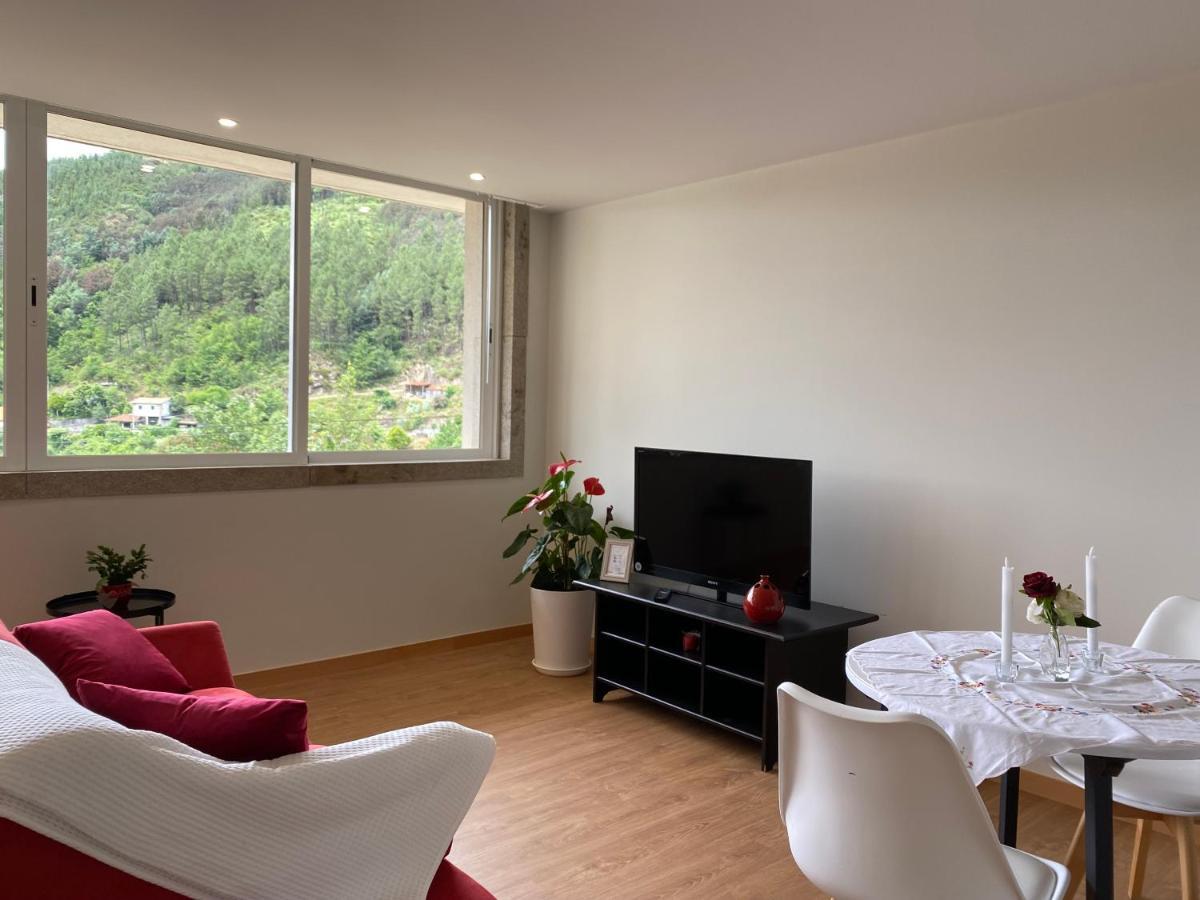 Geres Distinto Apartment Ngoại thất bức ảnh